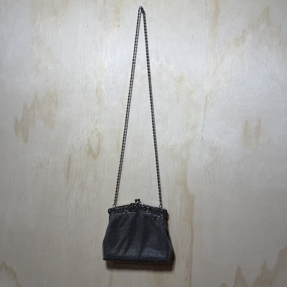 Vintage‎ Talbots Beaded Clutch Purse Black Metal Mesh Kiss Lock Chain Bag